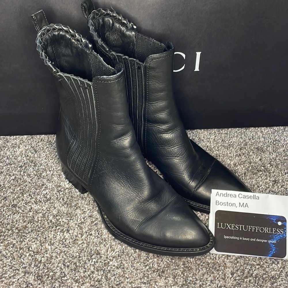 Authentic Alexander Wang black leather Chelsea ankle  boots size 38 7 1/2 8